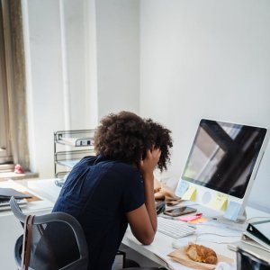 加拿大职场巨震！安大略强制公务员回办公室全职上班，灵活办公彻底终结？ ...