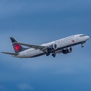 加航空乘无视政府命令！罢工继续，航班取消恐将升级